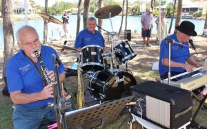 the-blue-notes-jazz-trio-were-fantasic-last-sunday-1